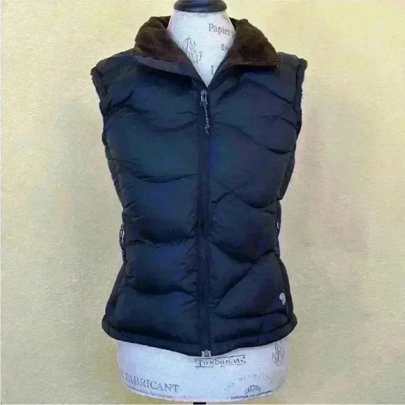 Mountain Hardwear Women's "Downtown" Down
Vest Black Size Small New Without Tags - Picture 4 of 12
